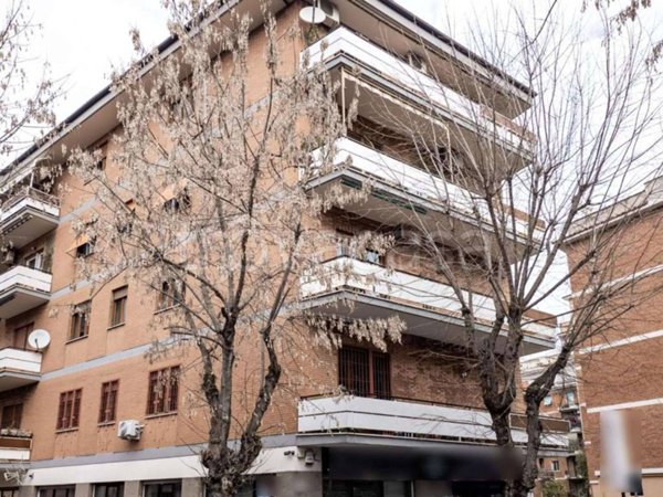 appartamento in vendita a Roma in zona Portuense