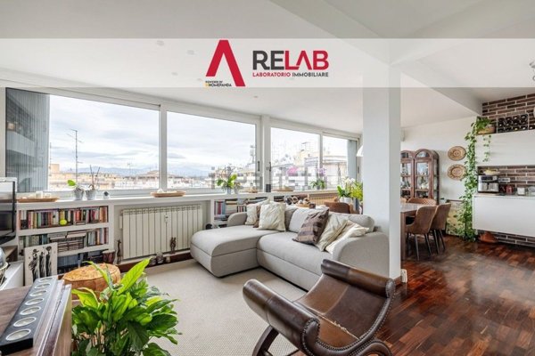 appartamento in vendita a Roma in zona Tuscolano