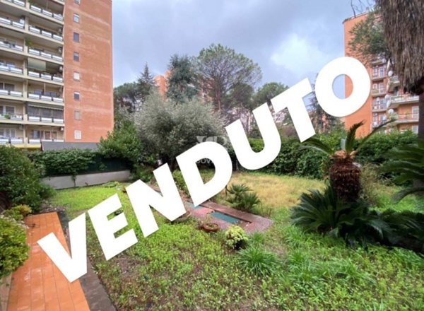 appartamento in vendita a Roma in zona Torrino