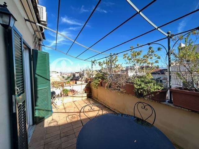 appartamento in vendita a Roma in zona Prenestino-Labicano