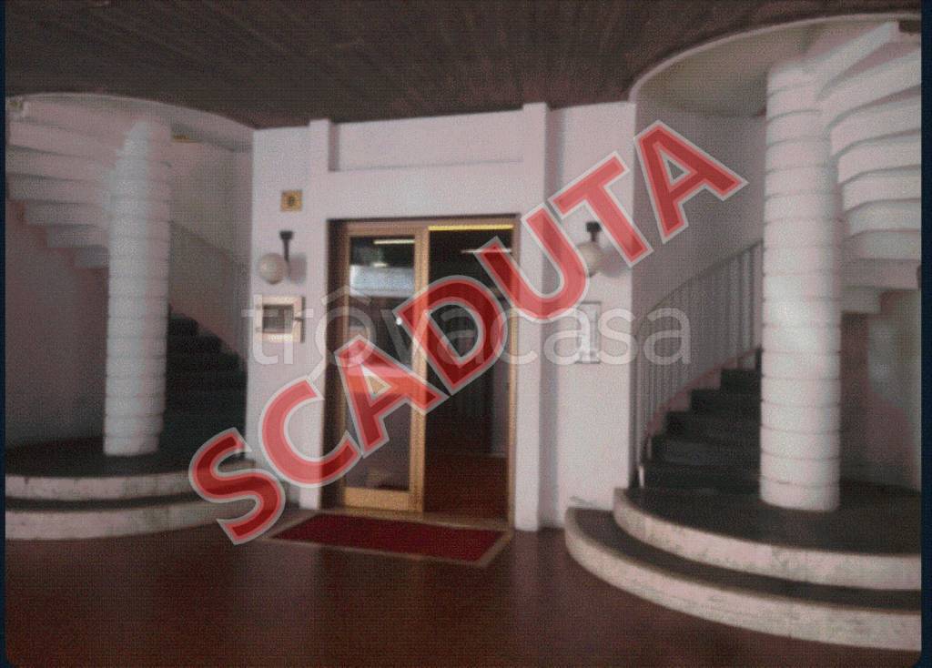 appartamento in vendita a Roma in zona Tuscolano