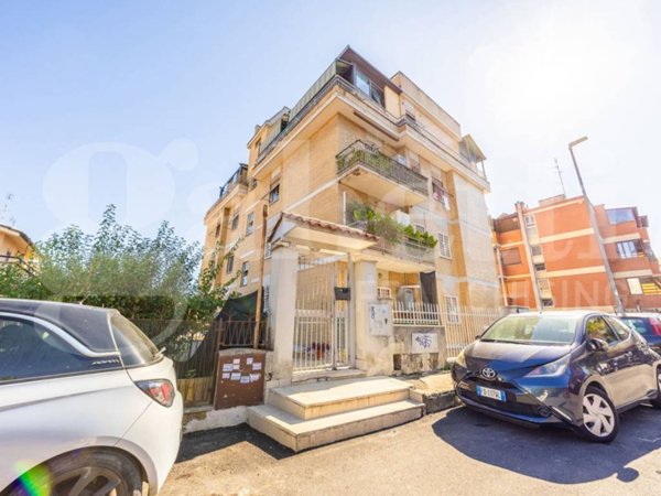 appartamento in vendita a Roma in zona Torrevecchia