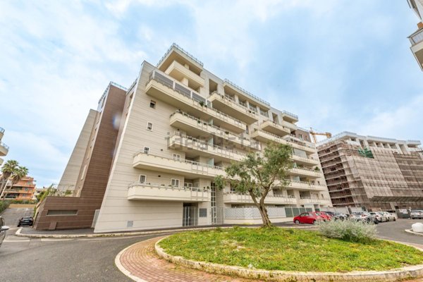 appartamento in vendita a Roma in zona Mezzocammino