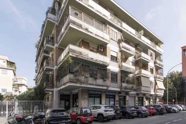 negozio in vendita a Roma in zona Aurelio