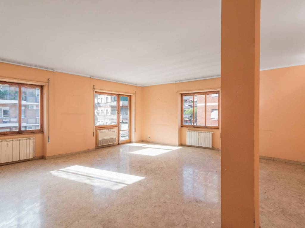appartamento in vendita a Roma in zona Aurelio