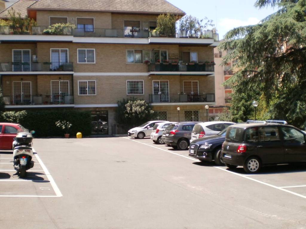 negozio in vendita a Roma