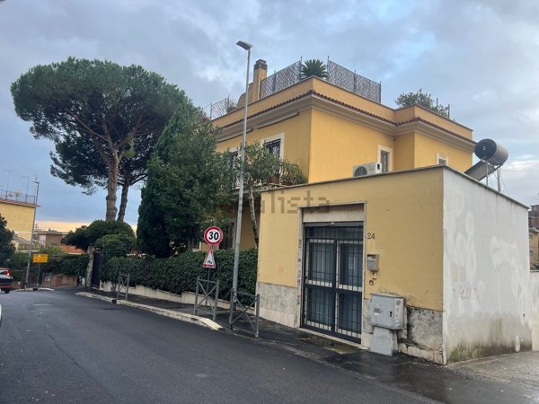 appartamento in vendita a Roma in zona Trionfale