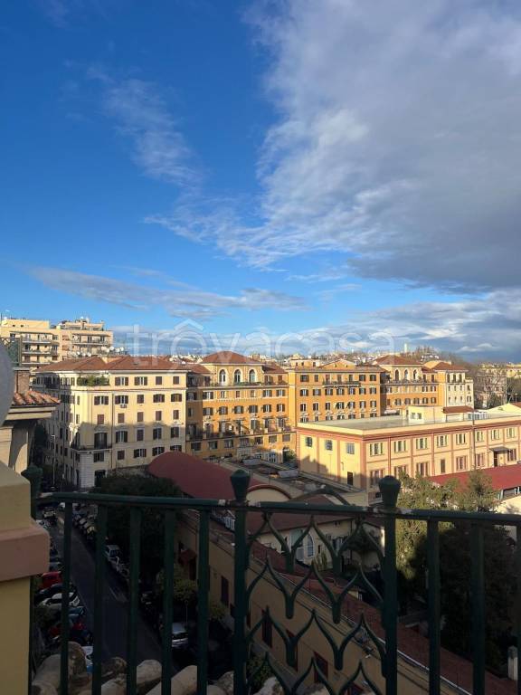 appartamento in vendita a Roma in zona Della Vittoria