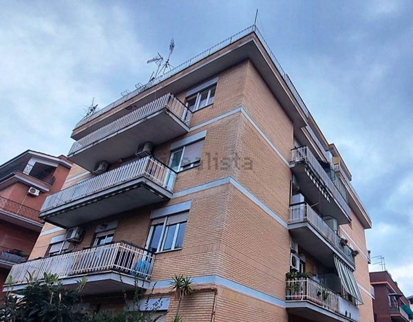 appartamento in vendita a Roma in zona Palmarola
