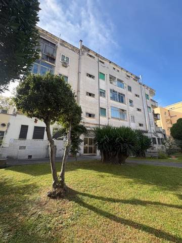 appartamento in vendita a Roma in zona Prenestino-Labicano