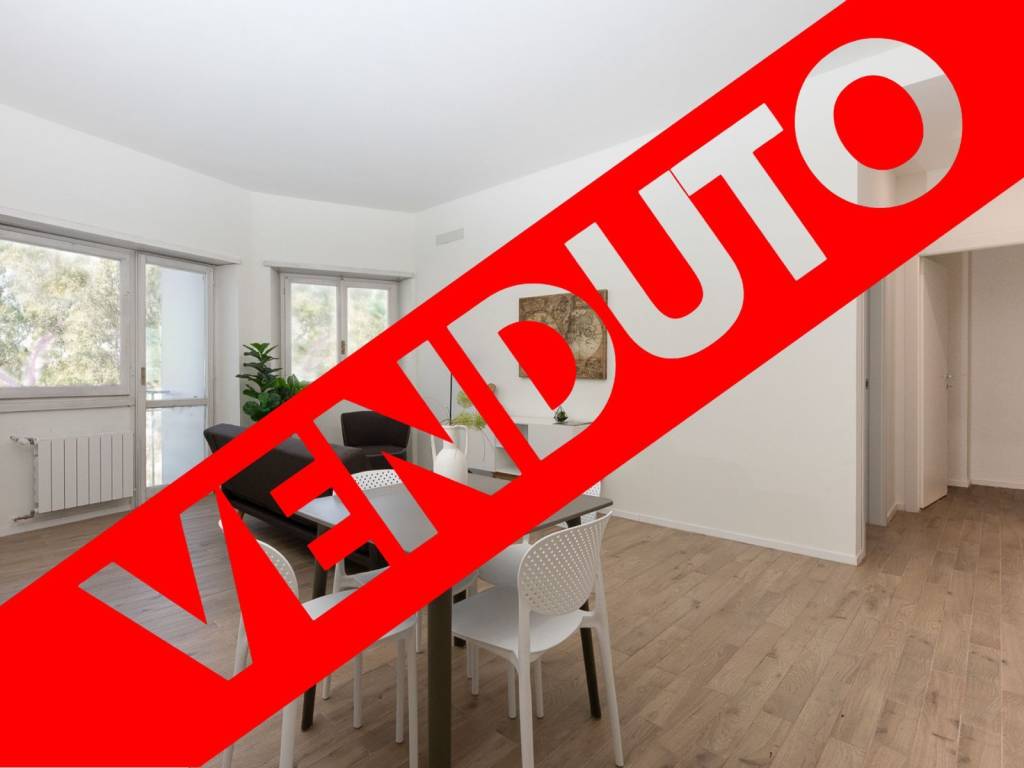 appartamento in vendita a Roma in zona Ardeatino