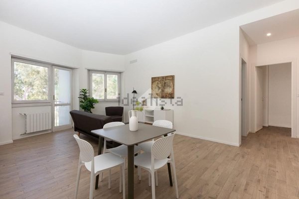 appartamento in vendita a Roma in zona Ardeatino