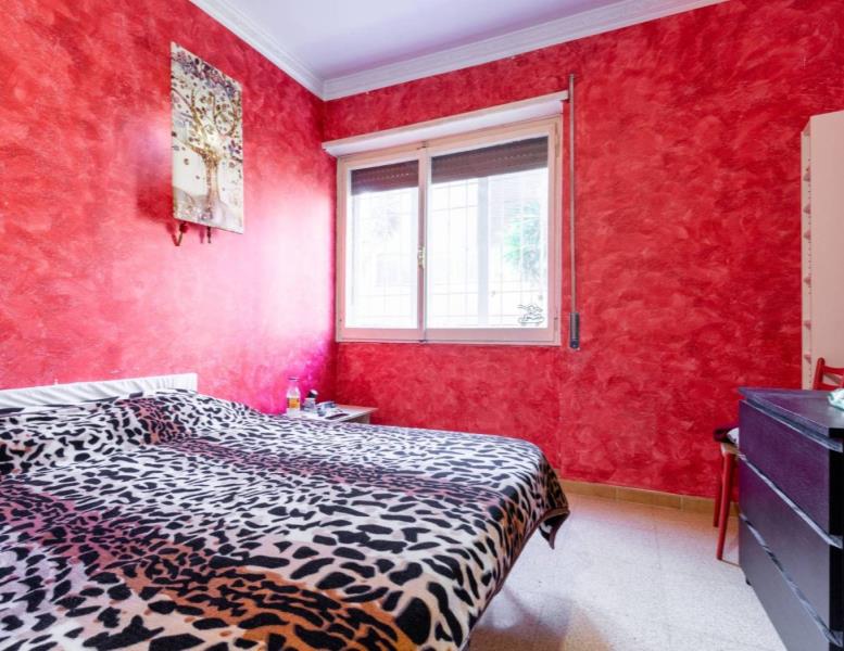 appartamento in vendita a Roma in zona Ostiense