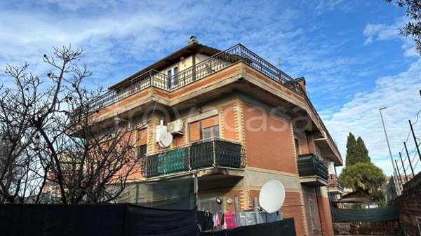 appartamento in vendita a Roma in zona Alessandrino
