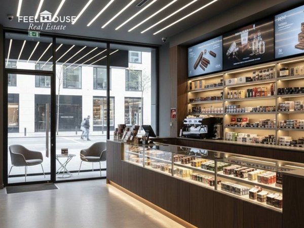 negozio in vendita a Roma in zona Ostiense