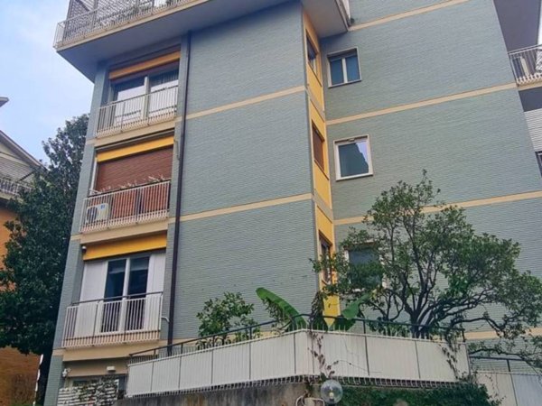 appartamento in vendita a Roma in zona Tor di Quinto