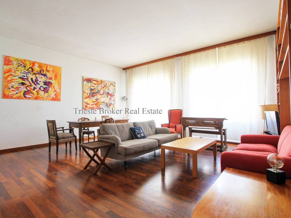 appartamento in vendita a Roma in zona Tor di Quinto