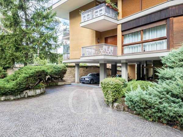 appartamento in vendita a Roma in zona Tor di Quinto