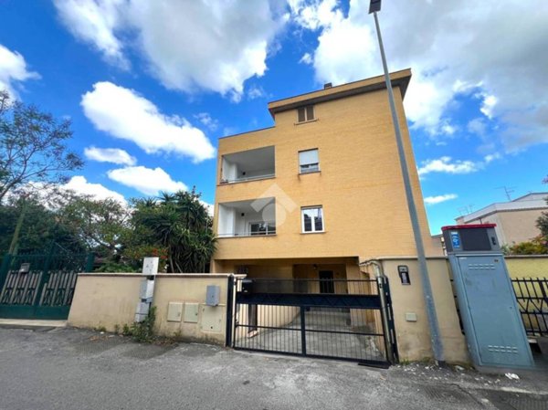 appartamento in vendita a Roma in zona Borghesiana