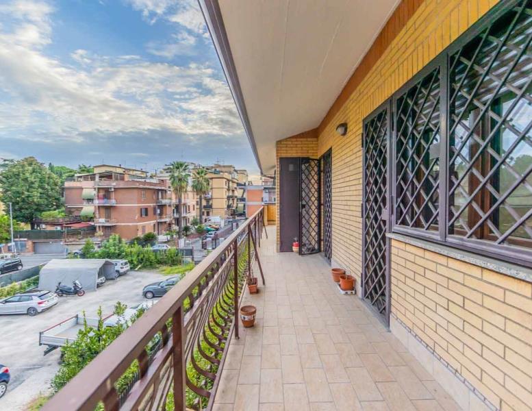 appartamento in vendita a Roma in zona Tor Vergata/Torrenova