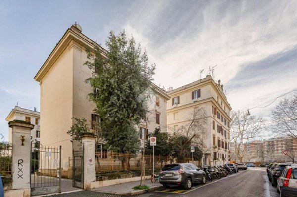 appartamento in vendita a Roma in zona Testaccio