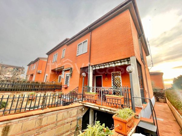 casa indipendente in vendita a Roma in zona Ottavia
