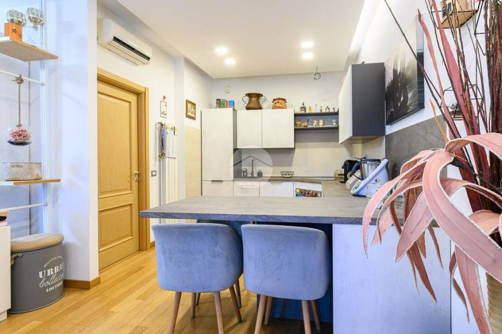 appartamento in vendita a Roma in zona Portuense