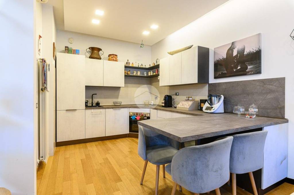 appartamento in vendita a Roma in zona Portuense