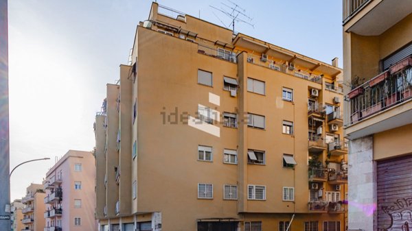 appartamento in vendita a Roma in zona Monte Sacro/Talenti