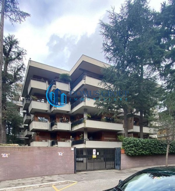 appartamento in vendita a Roma in zona Tor di Quinto