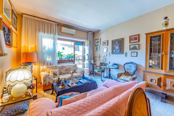 appartamento in vendita a Roma in zona Portuense