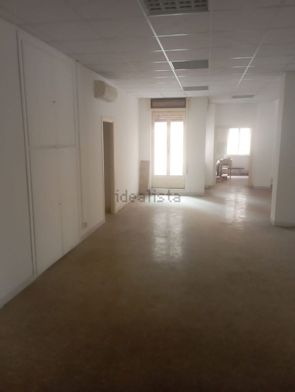 appartamento in vendita a Roma in zona Ardeatino