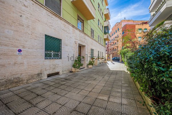 casa indipendente in vendita a Roma in zona Trieste