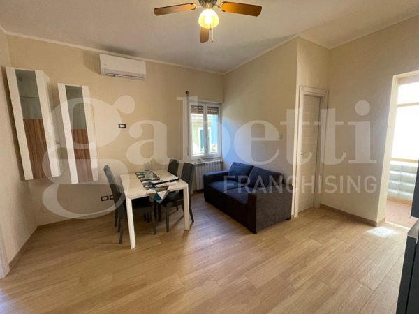 appartamento in vendita a Roma in zona Appio Latino