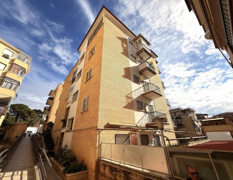 appartamento in vendita a Roma in zona La Pisana