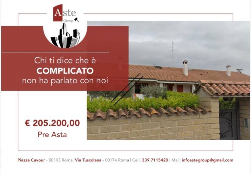 casa indipendente in vendita a Roma in zona Infernetto