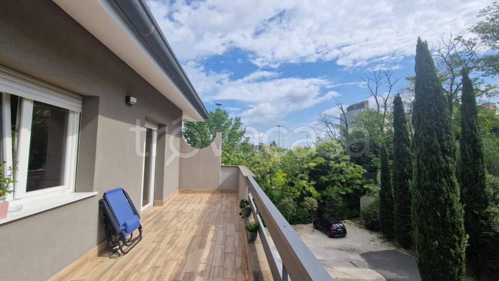 appartamento in vendita a Roma in zona Massimina/Casal Lumbroso