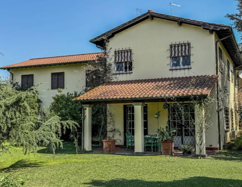 casa indipendente in vendita a Roma in zona Axa