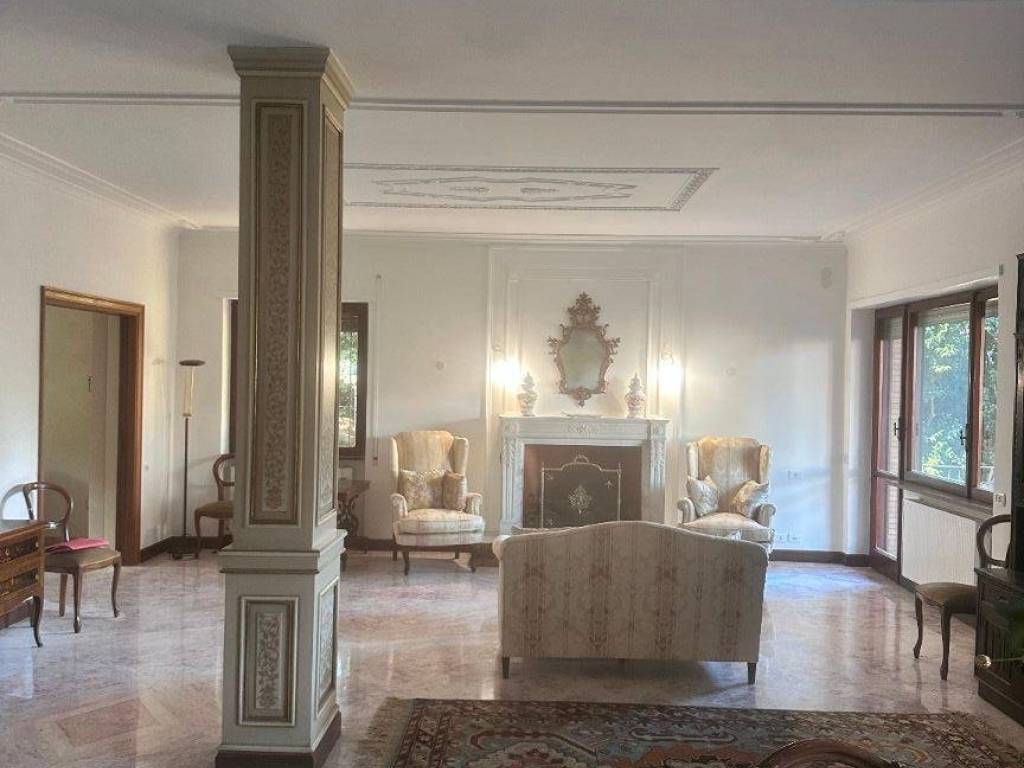 appartamento in vendita a Roma in zona Della Vittoria