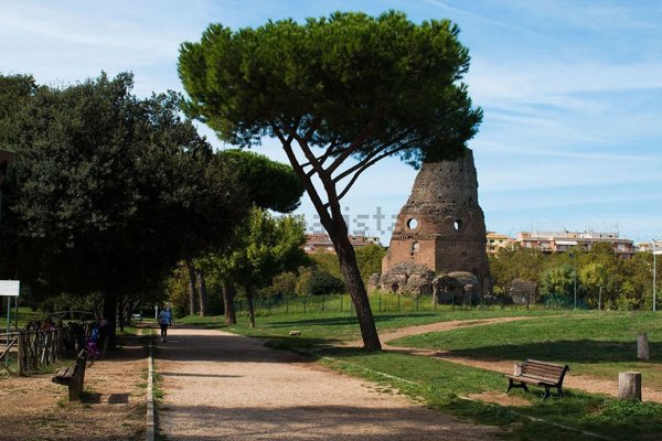 appartamento in vendita a Roma in zona Prenestino-Labicano