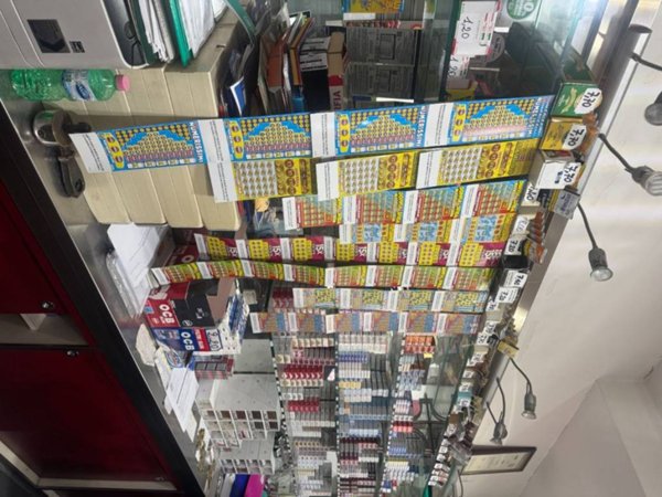 negozio in vendita a Roma in zona Esquilino