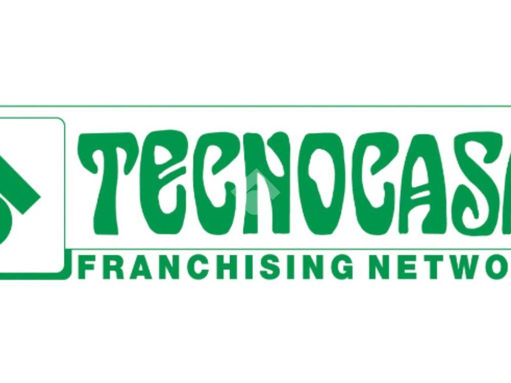 appartamento in vendita a Roma in zona Appio Latino