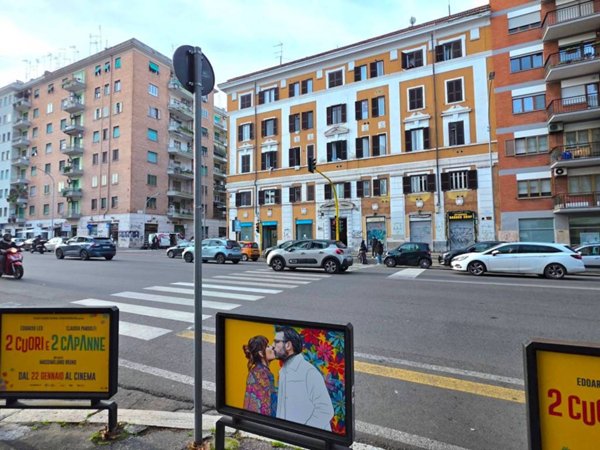 appartamento in vendita a Roma in zona Appio Latino