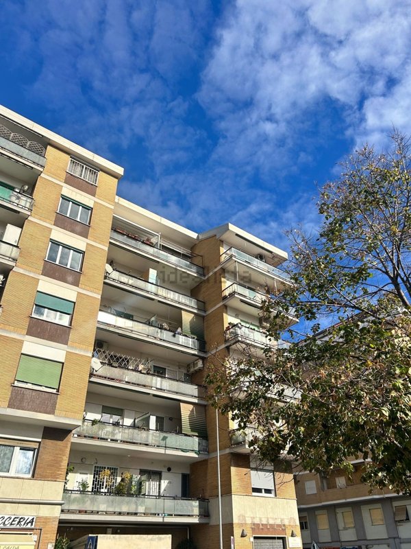 appartamento in vendita a Roma in zona Portuense