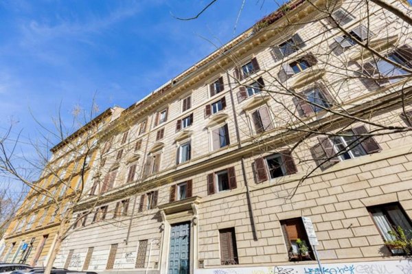 appartamento in vendita a Roma in zona Trastevere