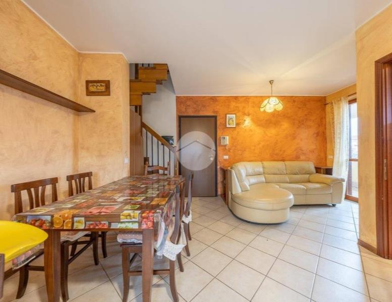 appartamento in vendita a Roma in zona Castelverde