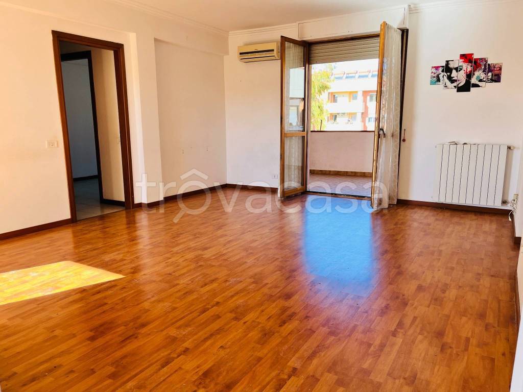 appartamento in vendita a Roma in zona Acilia