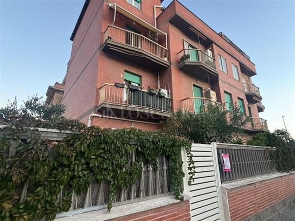 appartamento in vendita a Roma in zona Ostia