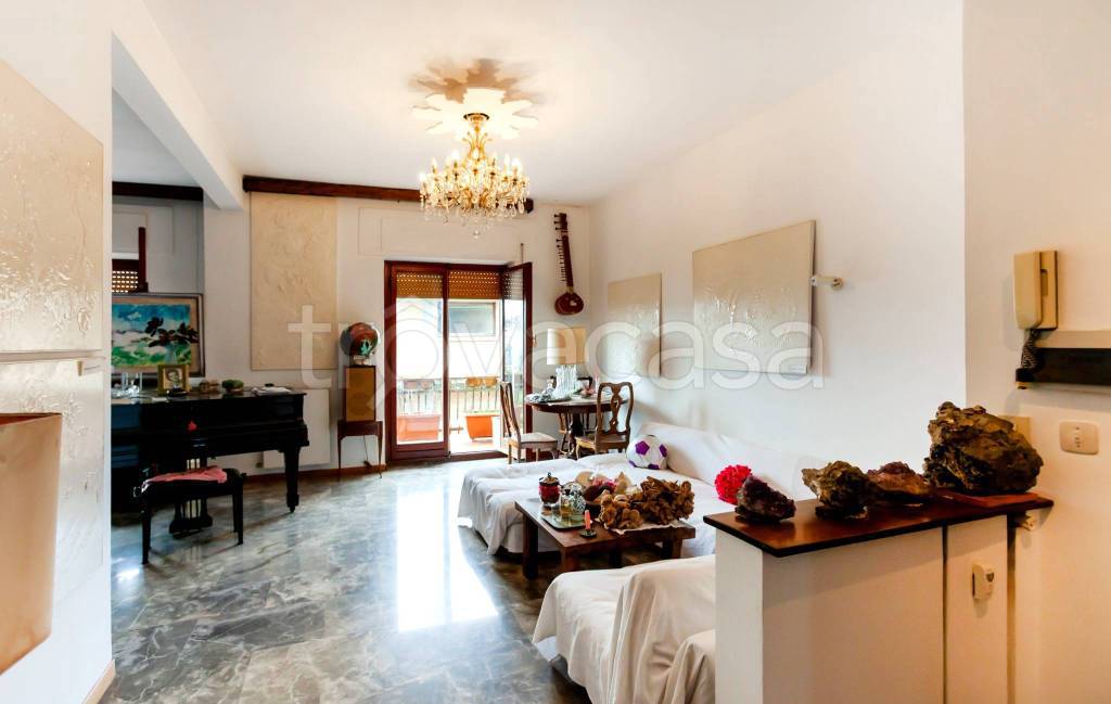 appartamento in vendita a Roma