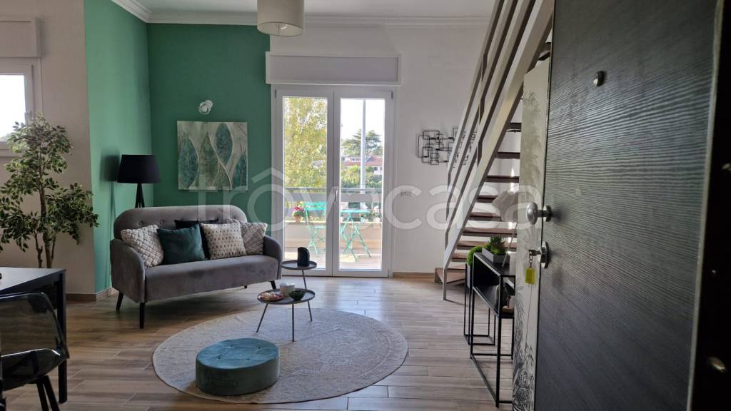 appartamento in vendita a Roma in zona Massimina/Casal Lumbroso